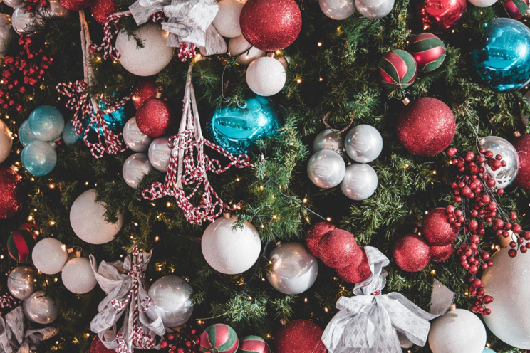 The Ultimate Guide to Choosing the Perfect Green Artificial Christmas Tree